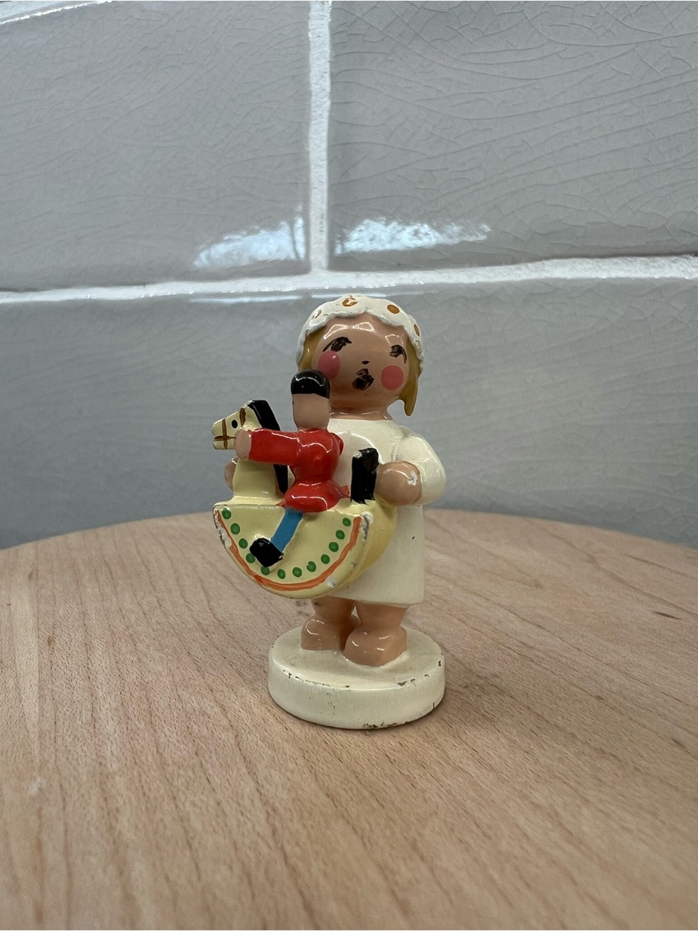 Vintage Lot of Wendt and Kuhn Erzegebirge German Miniature Wood Children/Angels - Picture 7 of 16
